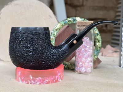 Rusticated magnum