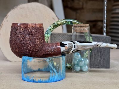 Rusticated spectre stem